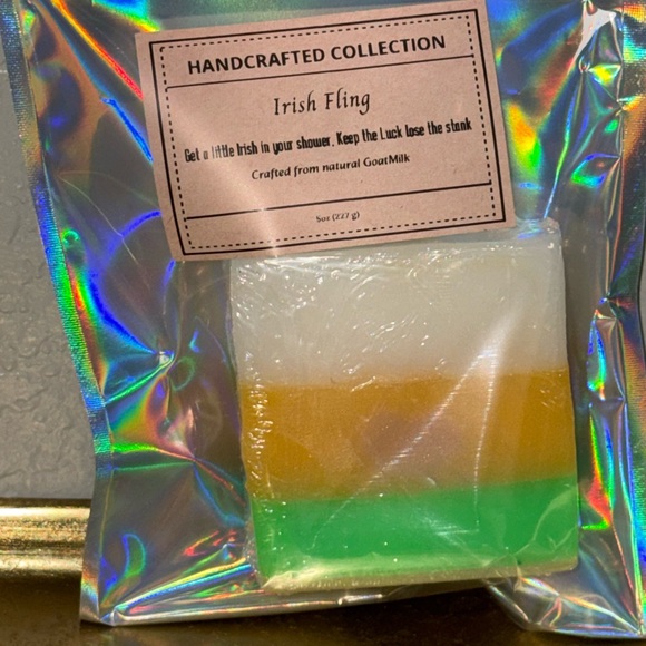 Irish Fling handcrafted  goat milk Soap bar - Picture 4 of 5